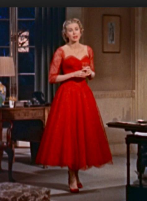 Grace Kelly, to catch a thief 50s Dresses Formal, Grace Kelly Dresses, Grace Kelly Style, To Catch A Thief, Star Costume, Famous Dress, Joan Collins, Fashion 1950s, Movie Fashion