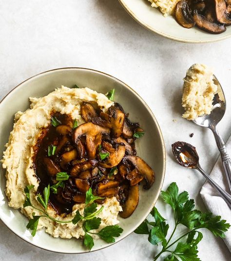 Glazed Mushrooms, Crispy Baked Tofu, Dried Tofu, Vegan Mashed Potatoes, Vegan Tofu, No Dairy, Baked Tofu, Vegan Thanksgiving, Balsamic Glaze