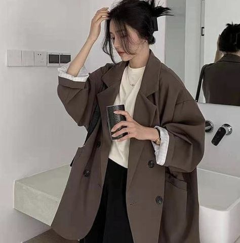 Casual Suit Jacket, Streetwear Korean, Retro Coat, Casual Outwear, Blazer Women, Middle Age Fashion, Brown Blazer, Chic Casual, Fall Coat