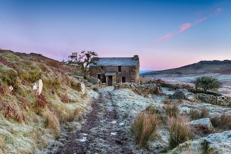 Things To Do In Cornwall, Places In Cornwall, Lost Gardens Of Heligan, Places In England, Cornwall England, British Countryside, England Travel, Winter Travel, Beautiful Views