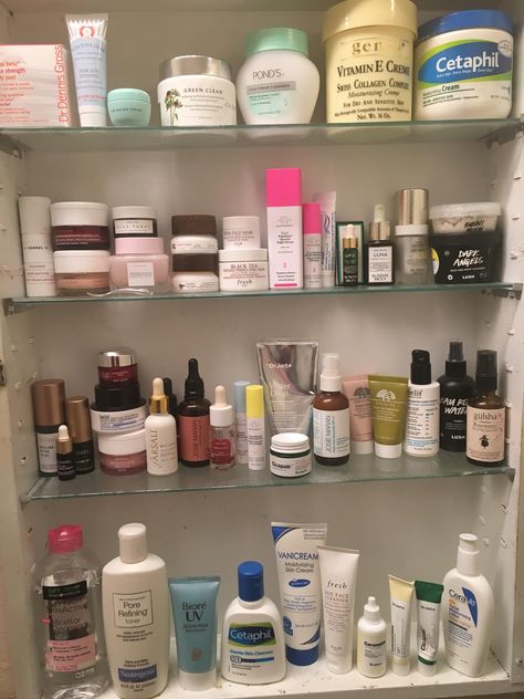 I heard you guys like Shelfies... [misc] Berry Farm, Skincare Organization, روتين العناية بالبشرة, Bath And Body Care, Beauty Skin Care Routine, Face Skin Care, Makeup Storage, Skin Care Essentials, Skin Care Products