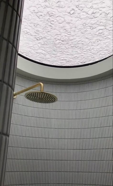 Skylight Bathroom, Shower Video, Skylight Design, Skylight Window, Unique Shower, House Window, Scandinavian Style Interior, Toilet Design, Glass Roof