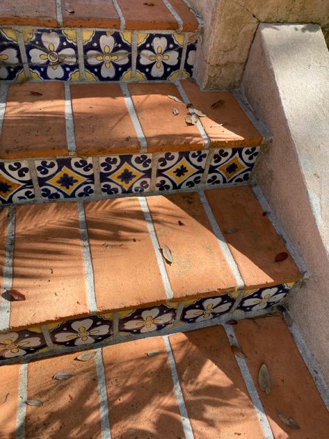 Tile Front Steps, Tiled Front Steps, Tiled Stairs Outdoor, Tile Stairs Outdoor Front Steps, Mosaic Stairs Outdoor, Stairs With Tiles, Tiled Stairs, Mosaic Stairs, Spanish Style Tile