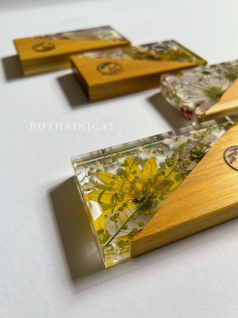 Excited to share this item from my #etsy shop: Business Cards Holder made with wood, resin and dried flowers - visitenkartenhalter - visit card holder - Trockenblumen - Office Decor Business Cards Holder, Visit Card, Cards Holder, Wood Resin, Visiting Cards, All Flowers, Business Card Holders, Storage Items, Desk Storage