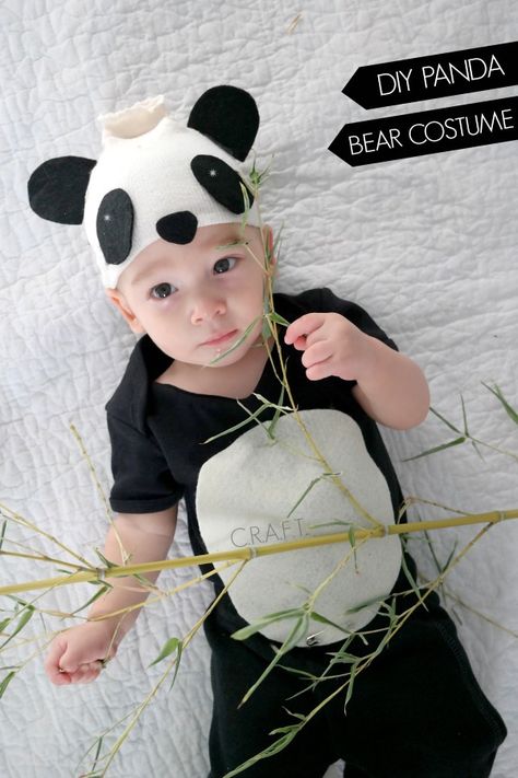 In case you are new here, I have a tiny bit of an obsession with handmade costumes, specifically super easy baby costumes for my sweet baby Maxwell! So far, he has a koala bear, game boy, and a cheeseburger costume! Today, Maxwell decided to dress up as a panda bear! And the best part? This sucker takes Homemade Animal Costumes, Drama Scripts, Diy Baby Halloween Costumes, Diy Panda, Animal Costumes For Kids, Panda Costume, Diy Baby Costumes, Best Kids Costumes