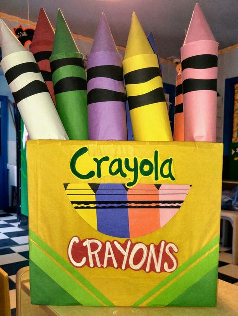 DIY Crayon Box Crayola Box, Homecoming 2024, Diy Crayons, Crayon Painting, Spoon Crafts, Christmas Gift Exchange, Preschool Graduation, City Kid, Crayola Crayons