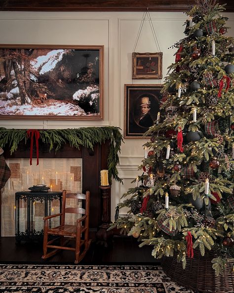 How I missed the Christmas glow! ✨ Pulled this beauty from the attic today and got it set up, while I’ve not decorated it yet the warm glow is so cozy! When do you set up your tree? #victorianchristmas #darkchristmas #vintagechristmas #myvintagehome #oldhomelove #cozychristmas Detroit Christmas, Living Room Tree, Ralph Lauren Christmas, Ralph Lauren Western, Western Christmas Tree, Victorian Christmas Tree, Home Christmas Decorations, Dark Christmas, Christmas Living Room