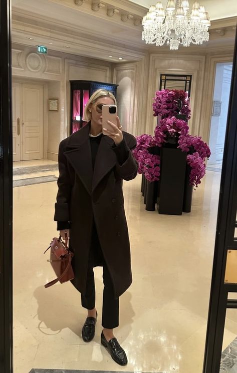 House of Nadeen Morgan Stewart Style, Morgan Stewart, Work Outfit Inspiration, Androgynous Outfits, Androgynous Fashion, Style Crush, Looks Style, Winter Fashion Outfits, Street Style Outfit