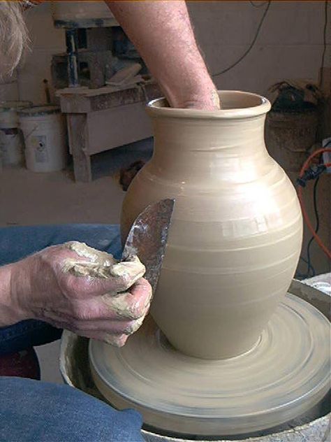 wheel thrown pottery ideas | Pottery throwing demonstration ~ Art Pottery Thrown Pottery Ideas, Wheel Thrown Pottery Ideas, Carved Ceramics, Pot Shapes, Pottery Throwing, Ceramic Jugs, Ceramics Vase, Making Pottery, Pottery Lessons