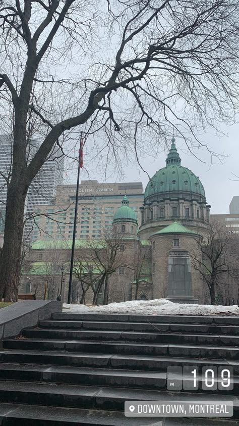 Montreal Instagram Story, Mcgill Aesthetic, Montreal Vacation, Cold Aesthetic, Canada Lifestyle, Blue Marble Wallpaper, Canada Montreal, Of Montreal, Montreal Canada