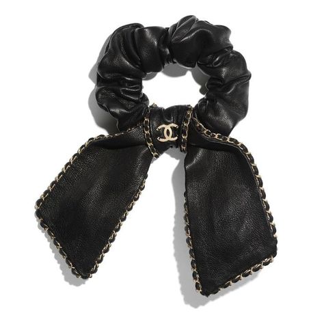 Scrunchie With Bow, Black Hair Accessories, Moda Chanel, Mode Chanel, Chanel Store, Hair Accessories Collection, Chanel Official, Chanel Official Website, Couture Mode