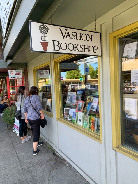 The Best Things to Do On Vashon Island: A Weekend Guide Vashon Island Wa Things To Do, Vashon Island Wa, Washington Summer, Nathan Adrian, Seattle Summer, Washington Trip, Rainn Wilson, Vashon Island, Leaving On A Jet Plane