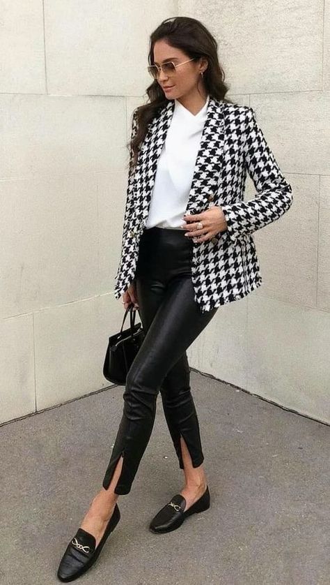 Work Outfit Ideas, Blazer Outfits Casual, Casual Work Outfits Women, Blazer Outfits For Women, Office Casual Outfit, Chique Outfits, Blazer Outfit, Business Casual Outfits For Work, Women Office