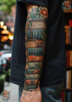 Female Sleeve Tattoos, Literature Tattoos, Bookworm Tattoo, Sleeve Tattoos Ideas, Reading Tattoo, Literary Tattoo, Book Lover Tattoo, Bookish Tattoos, Literary Tattoos