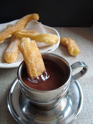 Churros and Chocolate: Had this in Spain & it was Amazing!! Once you were done w/the churros just add milk to the chocolate and then have hot chocolate:) Costa Rican Desserts, Chocolate Con Churros, Chocolate Churros, Churros Con Chocolate, Costa Rican Food, Cuban Food, Food Chocolate, Cuban Recipes, Hot Chocolate Recipes