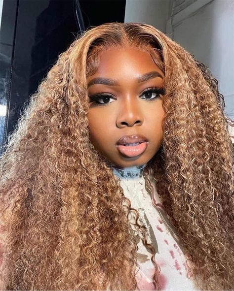 Highlight Curly Hair, Highlight Curly Wig, Blonde Weave Hairstyles, Blonde Weave, Weekend Hair, Highlight Wig, Hd Lace Wigs, Highlights Curly Hair, Curly Lace Wig