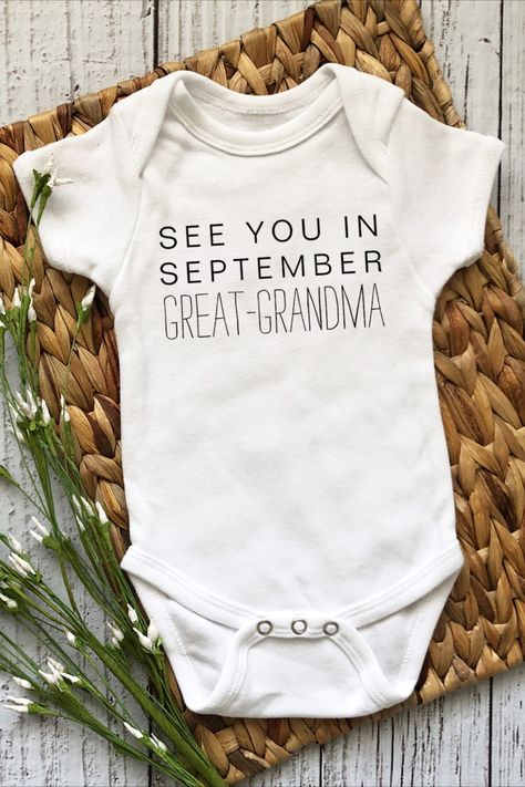 Great Grandmother Announcement, I’m Pregnant Surprise Grandparents, Pregnancy Announcement September 2024, Pregnant Reveal To Family, Baby Announcement To Coworkers, Great Grandparent Pregnancy Announcement, Unique Pregnancy Announcement To Parents, Pregnacy Announcments Ideas To Family, Baby Reveal Ideas For Grandparents