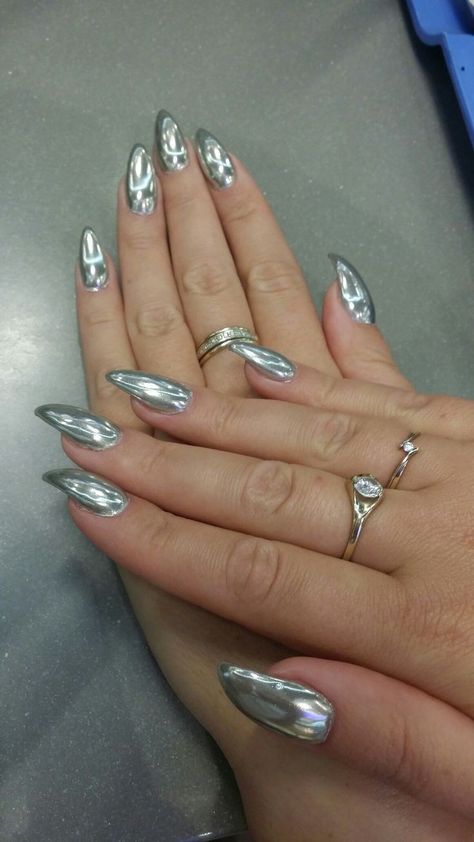 60s Nails, Disco Nails, Metallic Nail Art, Hello Nails, Hippie Nails, Nail Ring, Metallic Nails, Nail Jewelry, Silver Nails