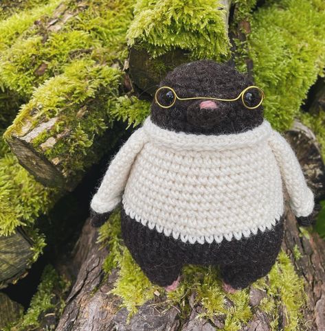 🖤 Maurice the Mole 🖤 Have you seen the snippets I’ve added to my stories of my wonderful testers creations? I’m in love with every one of them and am really excited to share Maurice with you all this weekend. Pattern release Saturday 8th of June! #crochet #crochetmole #crochetamigurmi #crochetplushie #crocheteveryday #amigurumi #mole #crochetaddict #crochetersofinstagram Crochet Mole, Crochet Beanies, Crochet Stuff, Crochet Beanie, Have You Seen, Mole, This Weekend, To Share, In Love