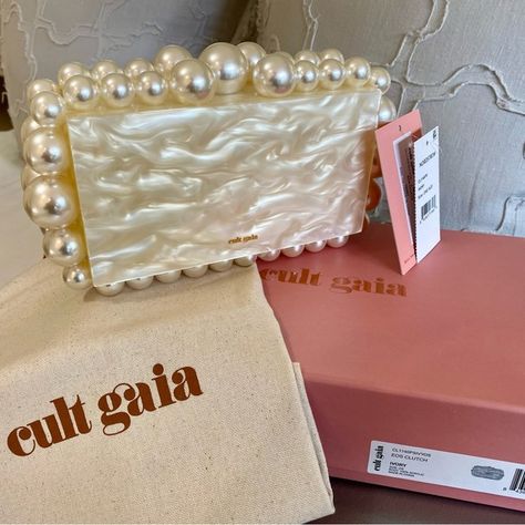 Cult Gaia Eos Clutch-  BRAND NEW WITH TAGS Dust bag and box included Cult Gaia Clutch, Cult Gaia, Leave A Comment, Eos, Dust Bag, Brand New, Handbags, Tags, Fashion Trends