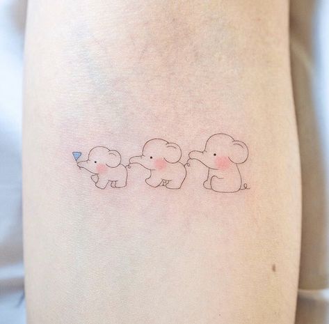 Elephant Tattoos Small Family, Tattoo Hijos, Elephants Tattoo, Elephant Family Tattoo, Baby Elephant Tattoo, Family Tattoo Ideas, Cute Matching Tattoos, Family Tattoo, Baby Elephants