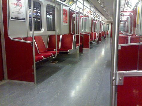 Ttc Subway, Toronto Subway, Go Transit, Subway Car, Toronto Images, Toronto Street, Toronto Travel, Rapid Transit, Subway Train