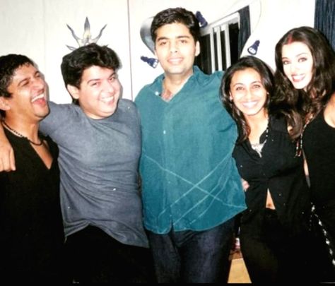 Choreographer-director Farah Khan recently shared a throwback picture dating more than two decades back. The picture shows Dharma Productions head honcho Karan Johar in simple clothes, who otherwise is seen wearing clothes from some of the best designers across the world.In the picture, which is from Farah's housewarming party after she bought her first house in Mumbai, KJo can be seen ditching the designer wear as he wore a simple teal coloured shirt paired with denims. In addition, the picture Tees Maar Khan, Sanjay Kapoor, ऐश्वर्या राय, Farhan Akhtar, Throwback Pic, Sajid Khan, Dharma Productions, Rani Mukerji, Sanjay Leela Bhansali