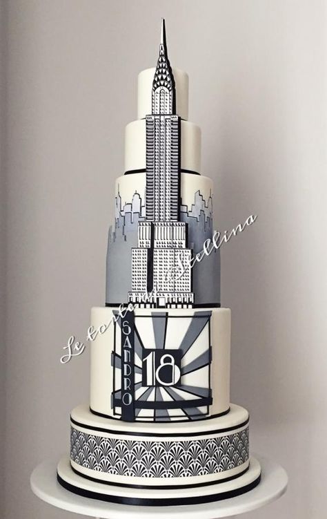 Chrysler building cake - Cake by graziastellina Building Cake Ideas, Cake Architecture, Cake Building, Architecture Cake, Building Cake, Company Cake, Nyc Cake, Cakes Decor, New York Theme