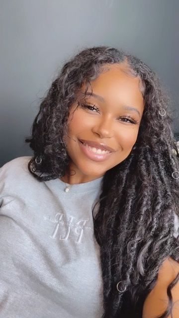 Jah Locs, Weave Hairstyles Braided, Twa Hairstyles, Faux Locs Hairstyles, Box Braids Hairstyles For Black Women, Protective Hairstyles Braids, Pretty Braided Hairstyles, Beautiful Braids, Natural Hair Styles Easy