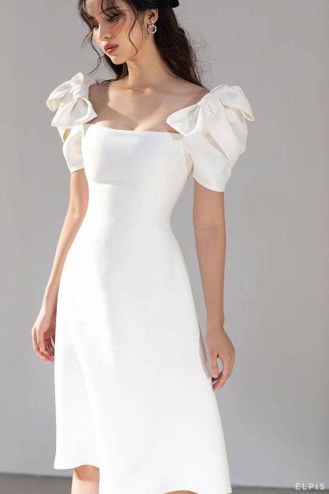 Elegant White Dress, Embellished Midi Dress, Mode Turban, Gaun Fashion, Korean Fashion Dress, Grad Dresses, Classy Dress, Fancy Dresses, Square Neckline