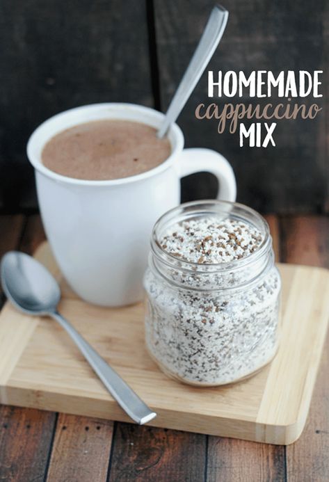 Cappuccino Mix Recipe, Homemade Cappuccino, Homemade Chai Tea, Cappuccino Recipe, Mix In A Jar, Homemade Dry Mixes, Homemade Coffee Creamer, Homemade Hot Cocoa, Cappuccino Machine