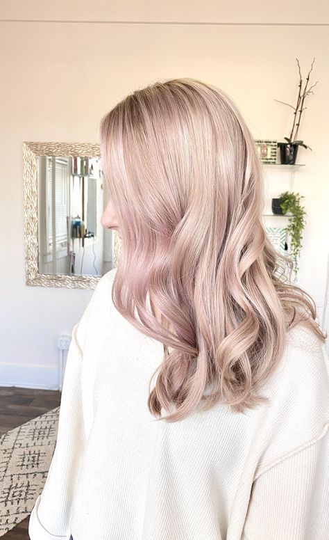 Pale pink hair. By @SoPrettyByMaggie on insta. #pinkhair #pink #hair #haircolor Subtle Pink Blonde Hair, Pearl Pink Blonde Hair, Blonde And Pale Pink Hair, Pink Hair Character Inspiration, Pink Hair Bubblegum, Pale Pink Hair, Mermaid Hair Blonde Pink, Pink Blonde Hair, Pale Pink