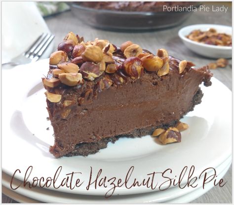 Hazelnut Pie, Nutella Pie, Chocolate Graham Cracker Crust, Roasted Hazelnuts, Silk Pie, Raspberry Pie, Chocolate Graham Crackers, Chocolate Hazelnut Spread, Delectable Desserts