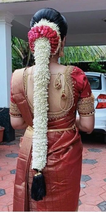 Mangalorean Bride, Bridal Hair Decorations, Bridal Hairstyle Indian Wedding, Engagement Hairstyles, Bridal Hairdo, Bridal Braids, Easy Hairstyles For Thick Hair, Indian Wedding Hairstyles, South Indian Bride Hairstyle