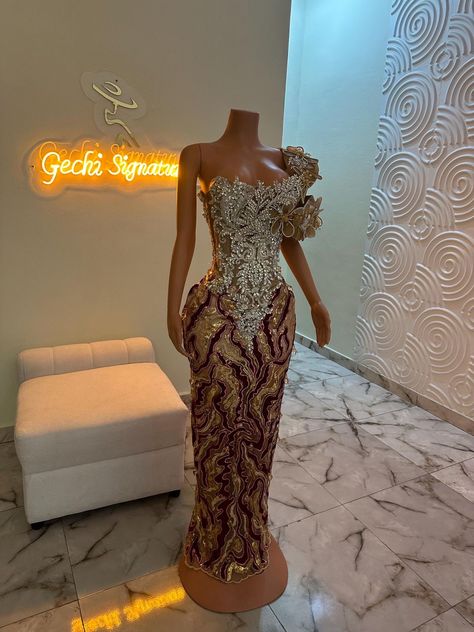 Ghanaian Prom Dresses, African Reception Dress, Brown Prom Dresses Black Women, Wedding Dress Drop Waist, Corset Wedding Gown, Prom Dress African, Beaded Lace Dress, Dress Trending, Corset Prom Dress