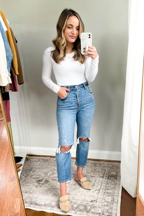 4 Ways to Wear Straight Leg Jeans | Pumps & Push Ups Straight Cropped Jeans Outfit, Best Straight Leg Jeans, Ankle Jeans Outfit, Fall Denim Trends, Style Straight Leg Jeans, Cropped Jeans Outfit, Jeans Pumps, Straight Jeans Outfit, Jeans For Fall