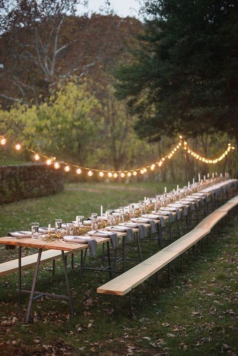 Outdoor Dinner Party, Blackberry Farms, Deco Champetre, Bistro Lights, Picnic Wedding, Outdoor Dinner, Table Set Up, Brunch Wedding, Salou