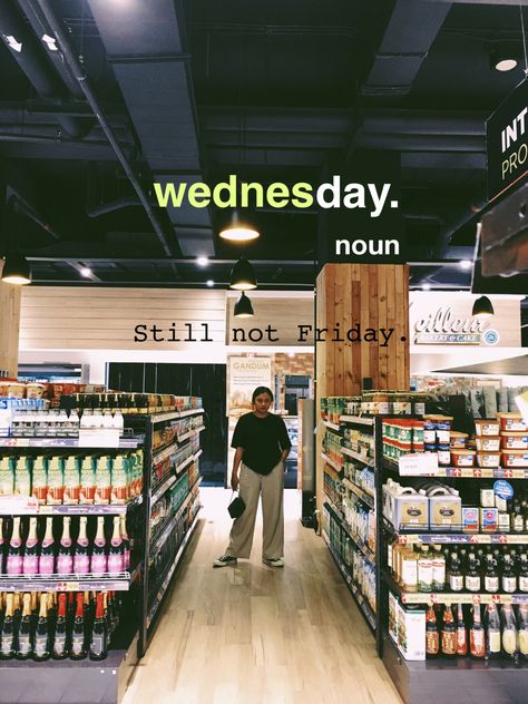 Wednesday Vibes, Foto Insta, Instagram Plan, Supermarket Design, Story Insta, Dream Summer, Cute Curly Hairstyles, Instagram Inspiration Posts, Instagram Content