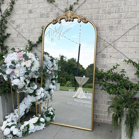 ✨Add a selfie mirror to your wedding entrance! You have the ability to customize it, please note only available for rental only locally✨ Entrance Mirror Wedding, Mirror Selfie Wedding Decor, Mirror Selfie Station, Wedding Entrance Mirror, Party Mirror Selfie, Wedding Selfie Mirror, Bridal Entrance, Entrance Mirror, Mirror Wedding