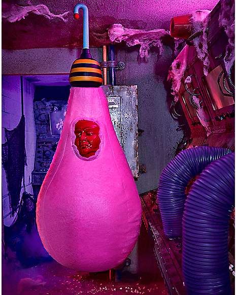 Candy Props, Killer Klowns From Outer Space, Scary Halloween Decorations Outdoor, Halloween Animatronics, Outer Space Decorations, Movie Decor, Horror Movie Icons, Horror Decor, Pink Cotton Candy