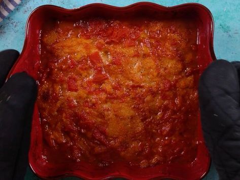 Tomato Casserole Southern, Southern Stewed Tomatoes Recipe, Breaded Tomatoes Old Fashion, Stewed Tomatoes Recipe With Bread, Tomato Pudding, Stewed Tomato Recipes, Canned Tomato Recipes, Tomato Casserole, Bacon Casserole