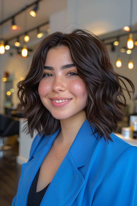 Best haircut for round faces with soft waves Haircuts For Round Faces Women, Flattering Haircuts For Round Faces, Faces Women, The Best Haircut, Subtle Layers, Haircuts For Round Faces, Flattering Haircuts, Layered Bobs, Round Face Shape