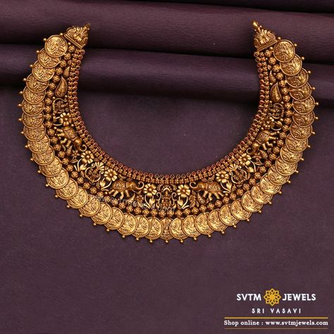 Emerald Necklace Indian Gold Jewellery, Necklaces Gold Indian, Short Necklace Gold Indian, Short Necklace Designs Gold, Gold Short Necklace Designs, Choker Necklace Designs Gold Indian, Indian Choker Necklace Gold, Gold Choker Designs, Gold Choker Necklace Indian