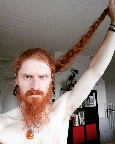 Older Ginger Man, Ginger Guy, Ginger Hair Men, Ginger Man, Ginger Head, Hair References, Trimming Your Beard, Redhead Men, Ginger Boy