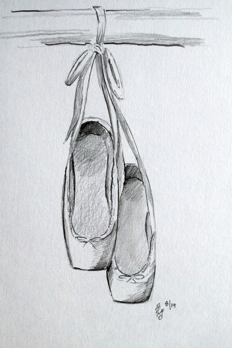 Ballet Hands Drawing, Ballet Anatomy, Dance Shoes Drawing, Ballerina Doodle, Drawing Ideas Ballet, Pointe Shoes Tattoo, Point Shoes Drawings, Ballet Sketches Easy, Drawing Of Pointe Shoes