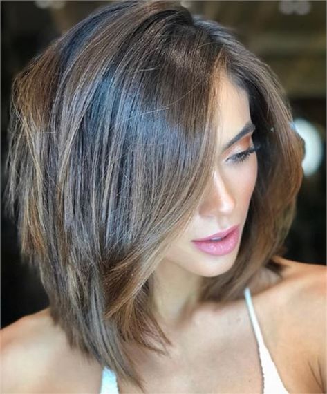 Dimensional Hair Color, Caramel Ombre, Brown Bob, Hair Highlights And Lowlights, Layered Bob Haircuts, Perfect Hairstyle, Layered Bob Hairstyles, Long Bob Hairstyles, Shoulder Length Hair