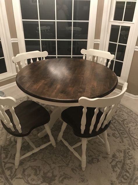 Refurbished Kitchen Tables, Kitchen Table Oak, Painted Kitchen Tables, Dining Table Makeover, Kitchen Table Makeover, Round Kitchen Table, Farmhouse Kitchen Tables, Kitchen Table Chairs, Chair Makeover