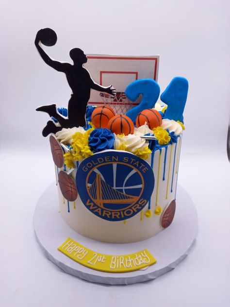 Steph Curry Birthday Cake, Steph Curry Cake Ideas, Steph Curry Birthday Party Ideas, Steph Curry Cake, Basketball Torte, Golden State Warriors Cake, Basketball Birthday Cake, Curry Basketball, Basketball Birthday Parties