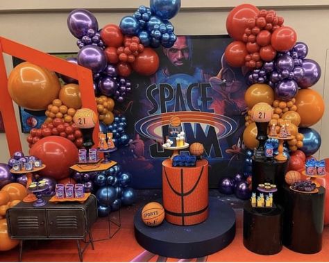 Space Jam Theme Party, Space Jam Birthday Party, Space Jam Theme, Sports Theme Birthday, Space Jam, Birthday Themes For Boys, Childrens Birthday Party, Birthday Games, 1st Birthdays