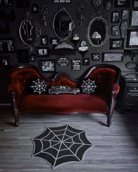 Casa Rock, Goth Houses, Gothic Decor Bedroom, Goth Bedroom, Gothic Room, Gothic Interior, Gothic Bedroom, Gothic Furniture, Dark Home Decor